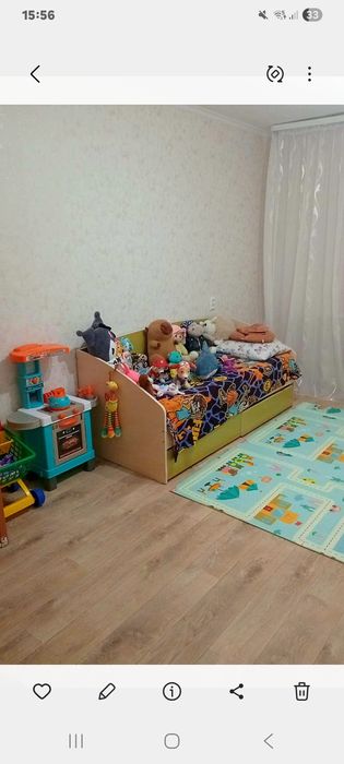 Продам кровать односпальную.