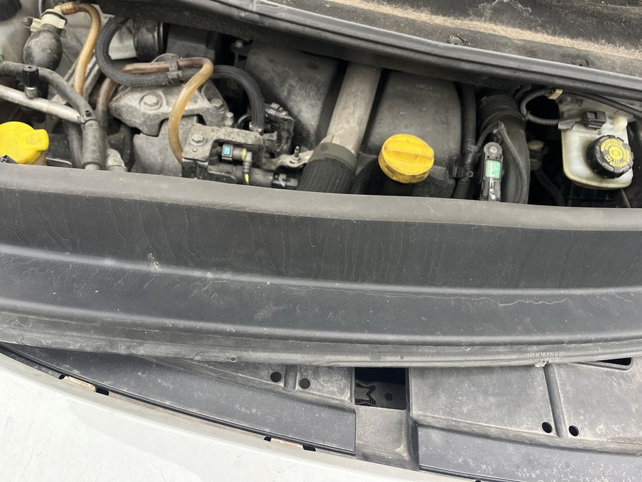 Renault Scenic 1.5DCI за части!!!