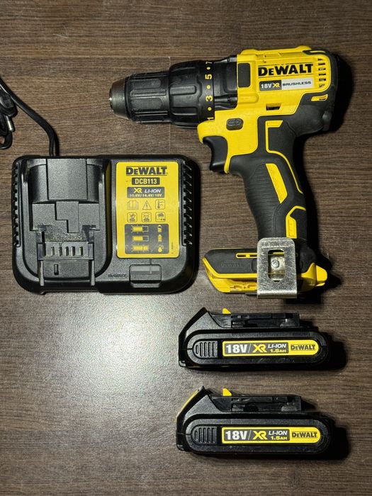 DeWalt DCD777 DCD 777 autofiletanta  incarcator  acumulatori