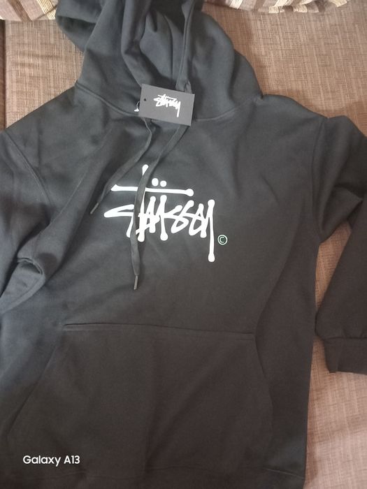 Продавам Stussy суичър