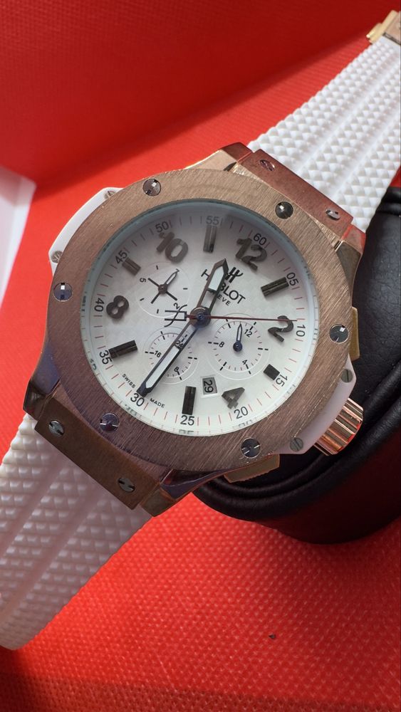 Мъжки часовник Hublot модел Geneva с автоматичен механизъм