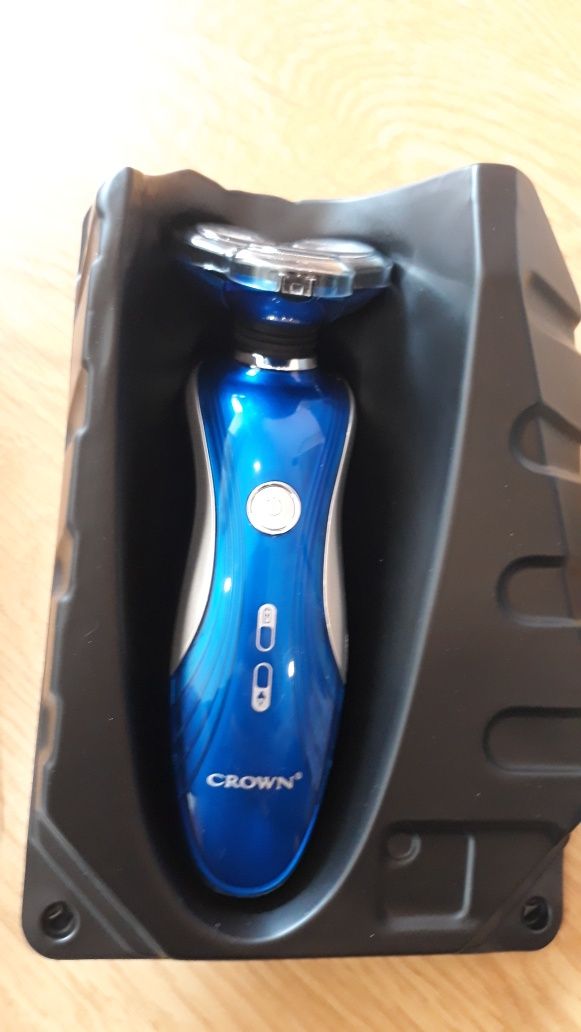 Машинка за бръснене CROWN