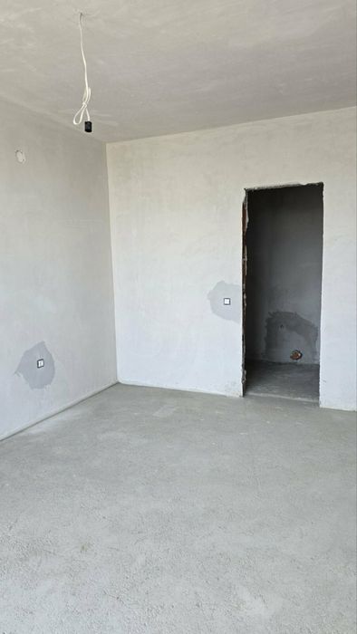 Просторен тристаен апартамент в Гоце Делчев с АКТ 16!