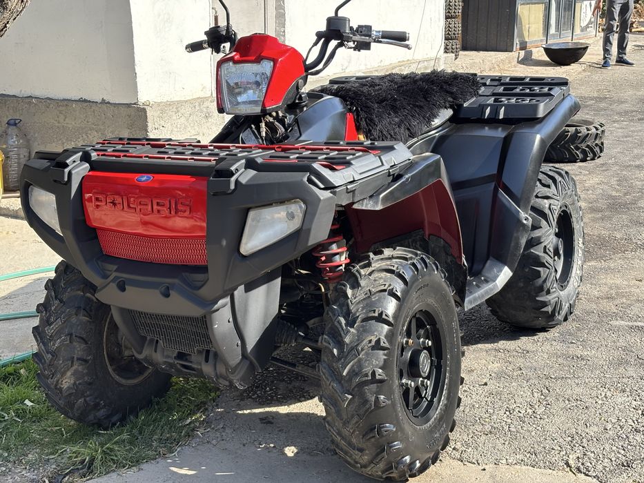 Продам квадроцикл polaris sporsman 800