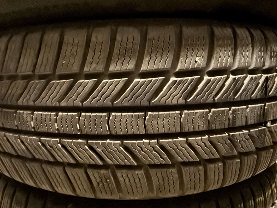 Зимни гуми Continental 205/55/17