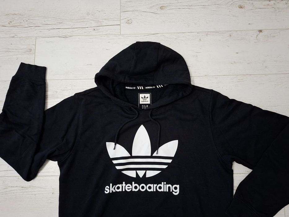 Adidas-Ориг. Суичър