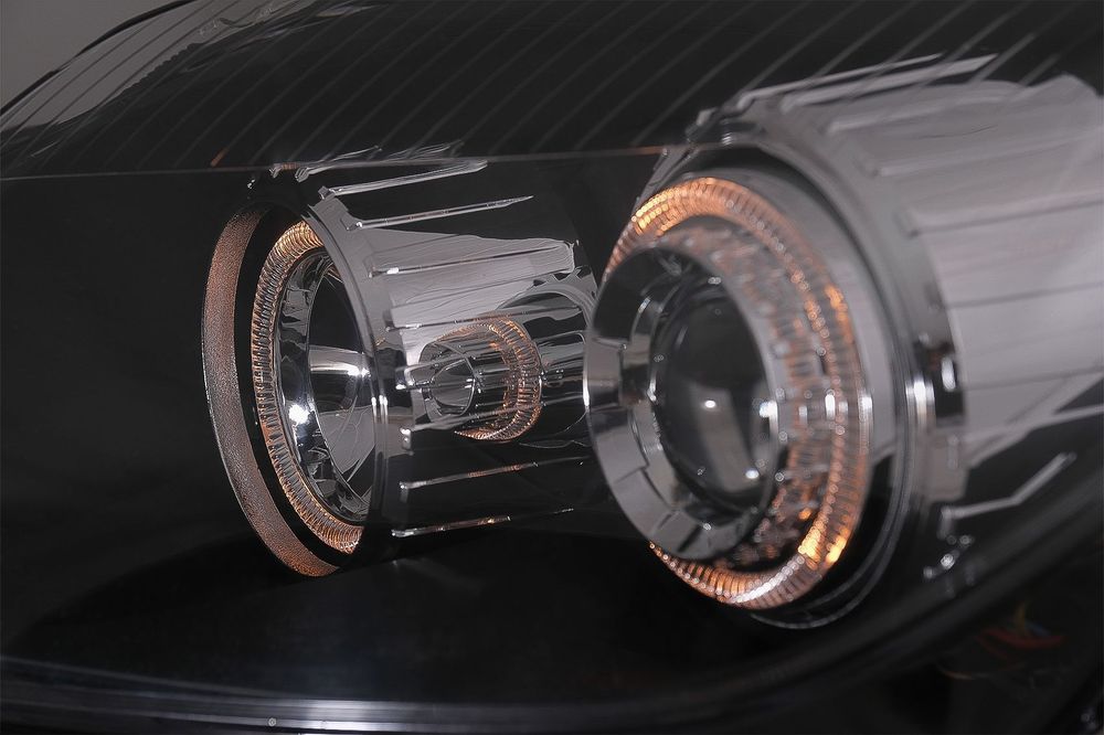 Faruri compatibil cu Opel Astra H (03.2004-2009) Angel Eyes Negru