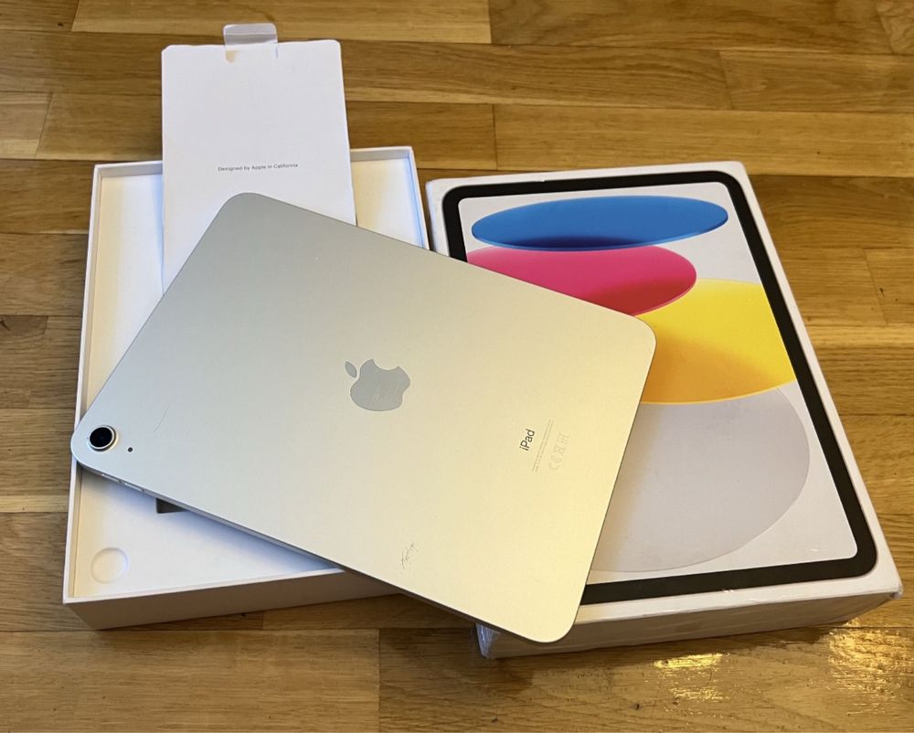 iPad 10 64GB WiFi Full Box Silver