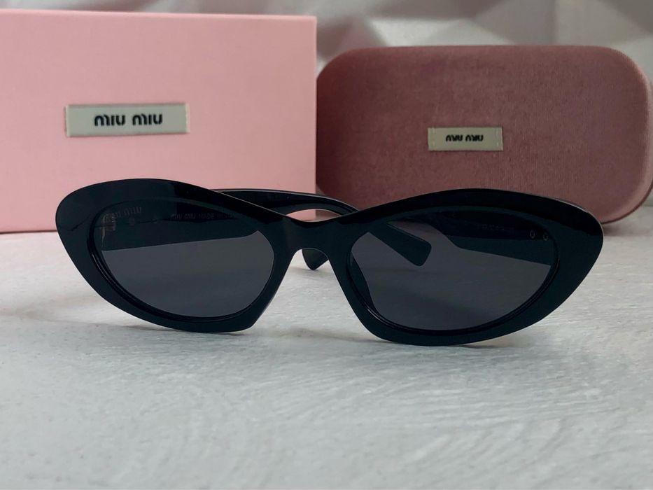 Дамски слънчеви очила елипса овални 2 цвята черни бели