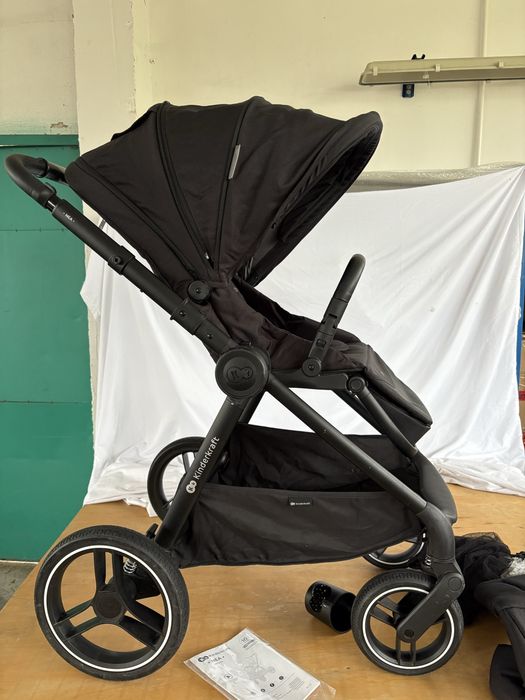Carucior KINDERKRAFT Nea ,scaun reversibil in2 directii ,pana la 22 kg