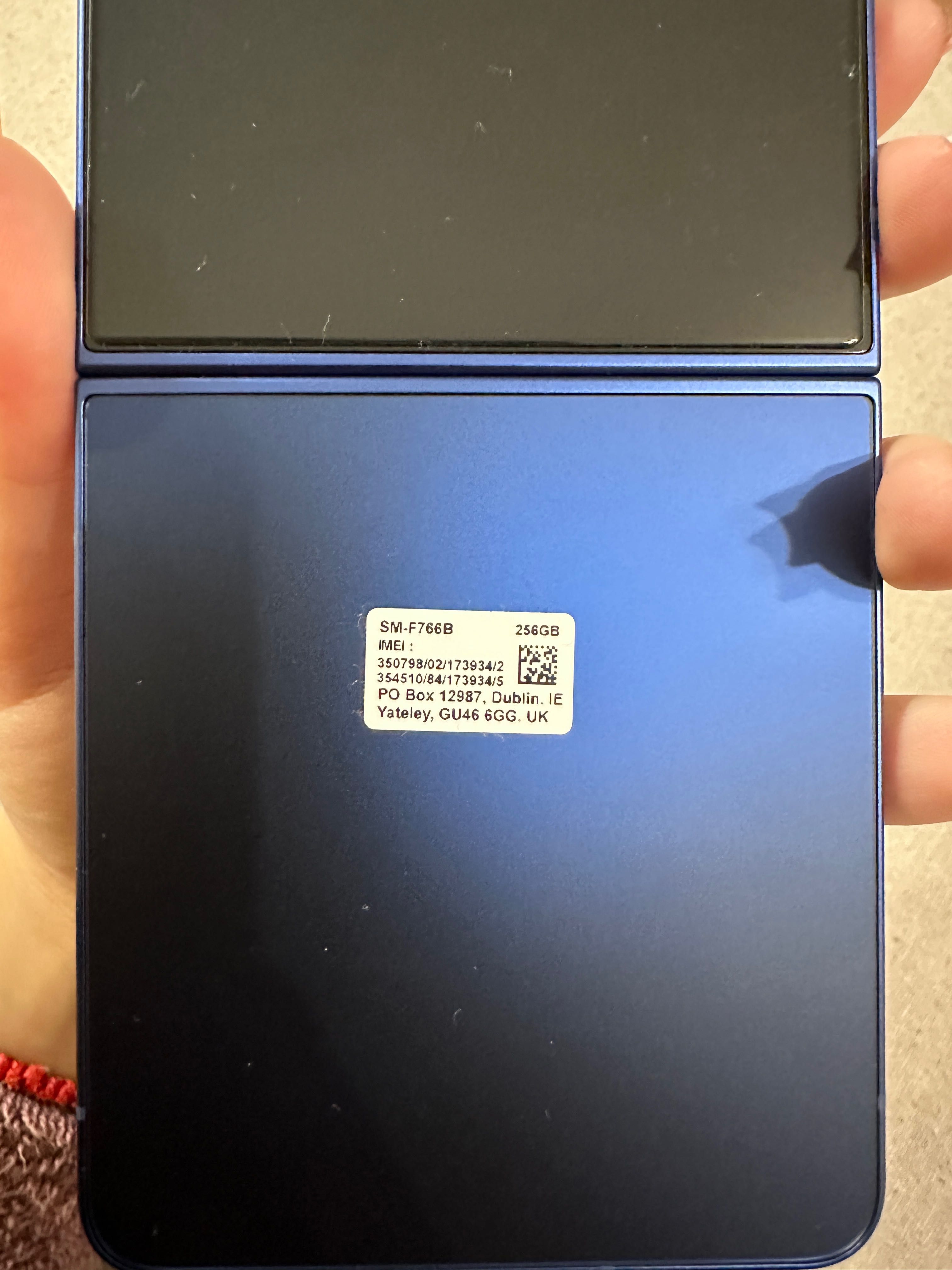 Samsung Galaxy Z Flip 7