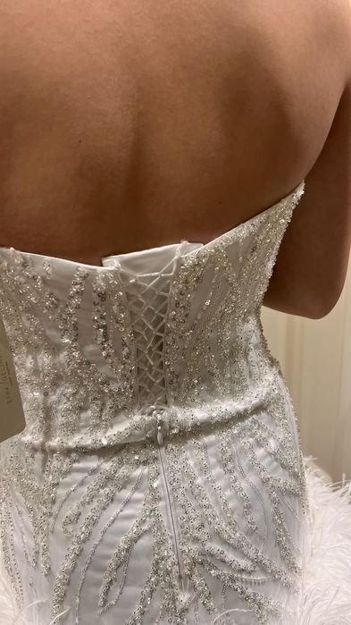 Официална рокля