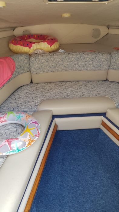 Bayliner 2252 Ls cu cabina Yamaha F250 cp