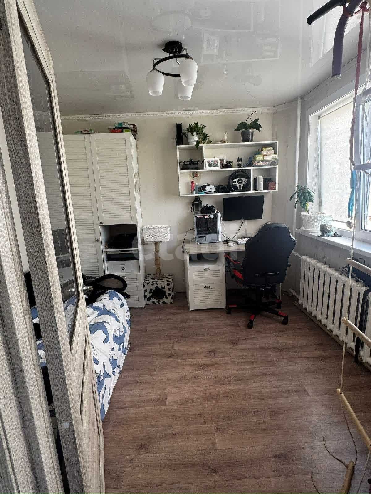 Продам 3 комнатную Центр