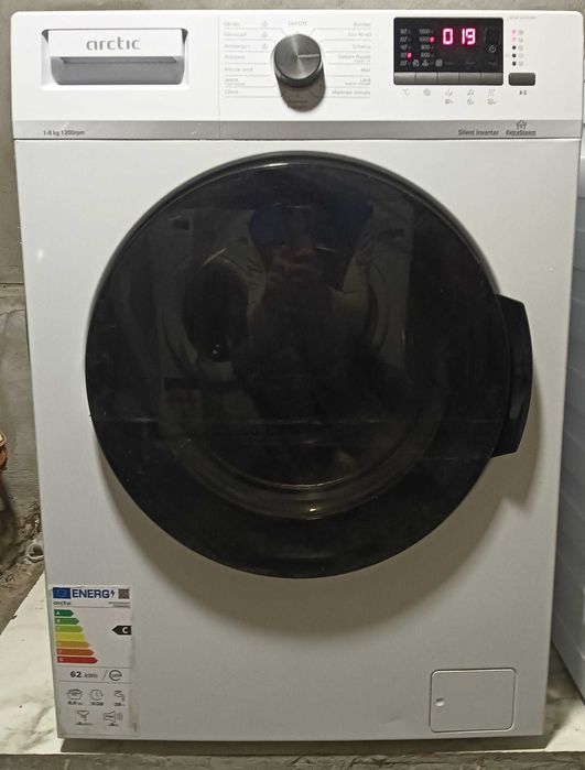 Masina de spalat rufe Arctic, 8 kg, 1200 RPM, Motor Silent Inverter