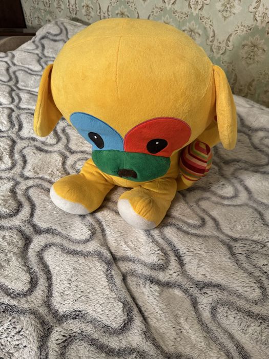 Продается мягкая красочная игрушка