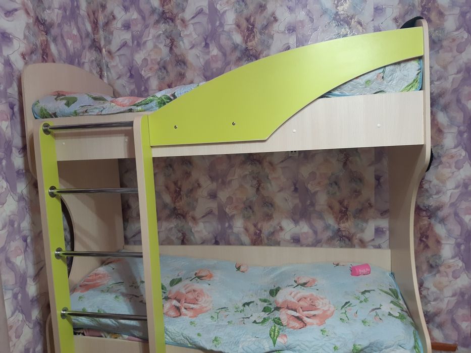 Продам двухярусная кровать