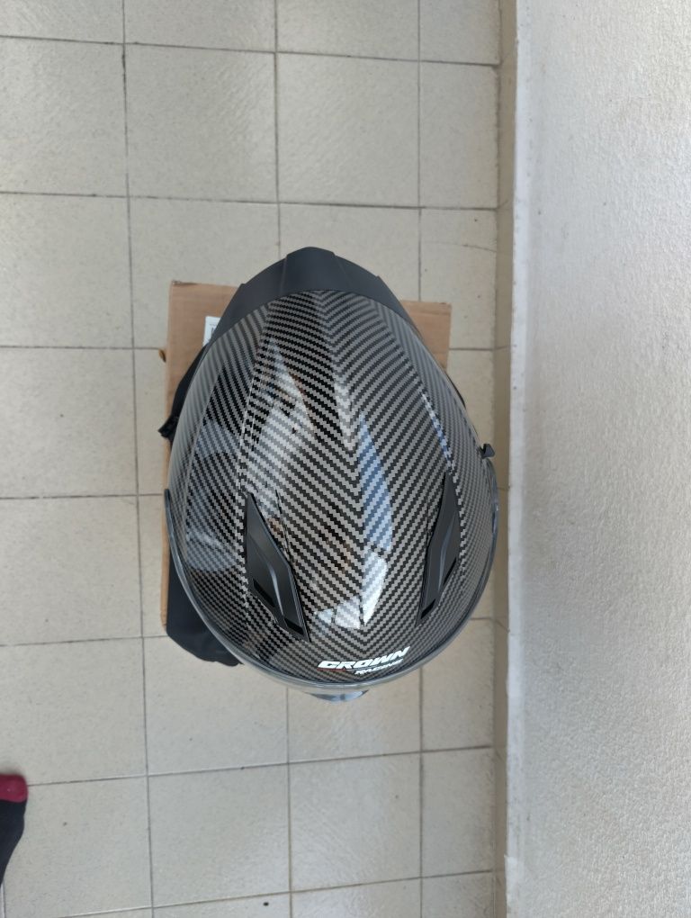 Каска Crown L нова