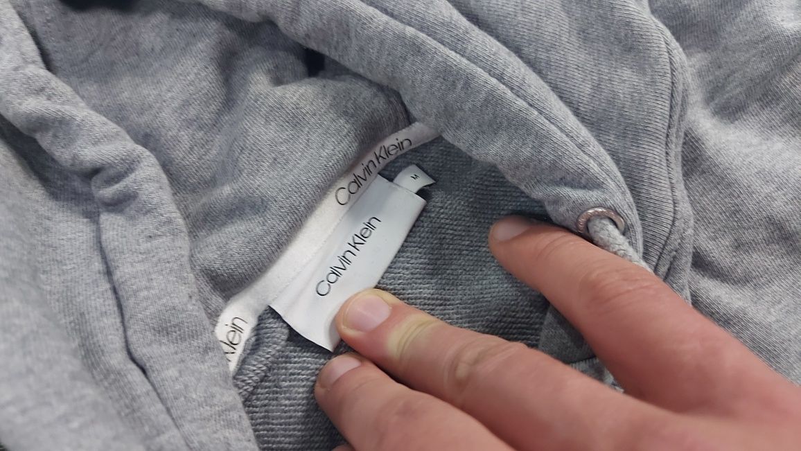 Calvin klein худи S размер