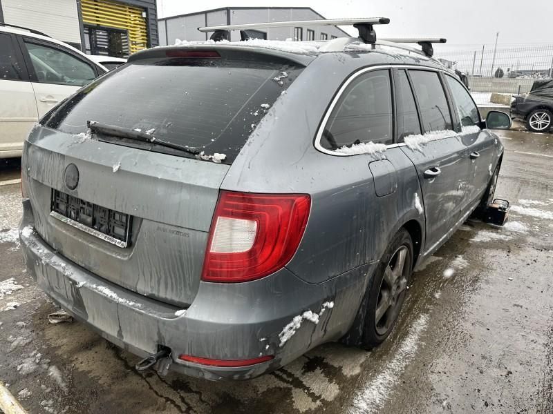 Aripa spate dreapta Skoda Superb 2 facelift (2013-2015)