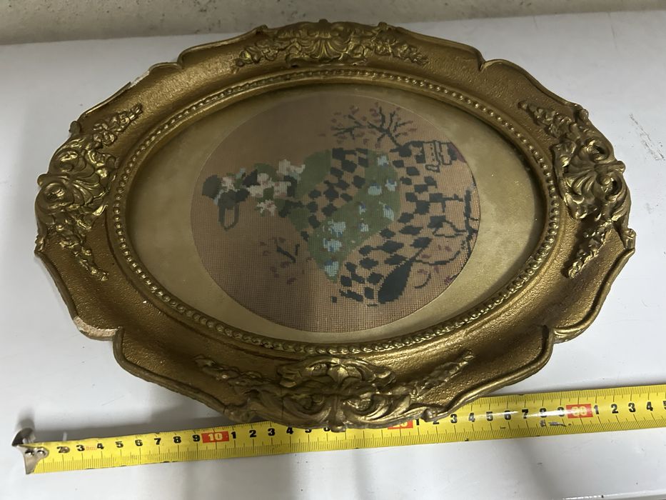 Стари картини  с рамка