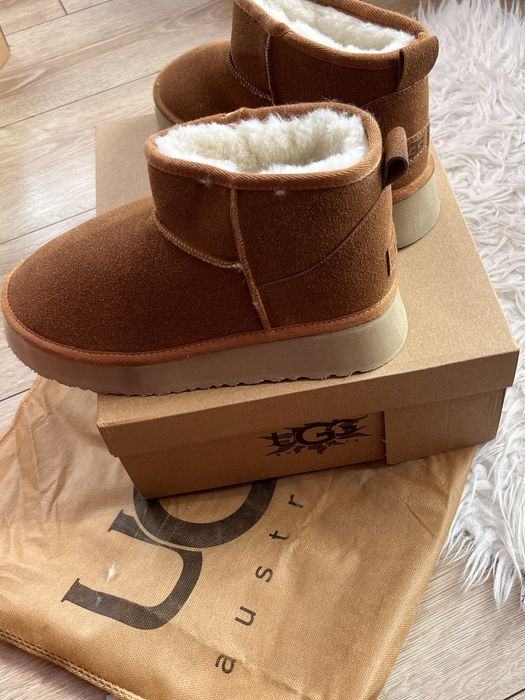 Ghete Noi in cutie si ambalaj