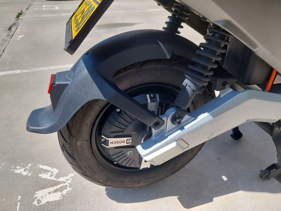 Scuter electric LVNENG LX 04