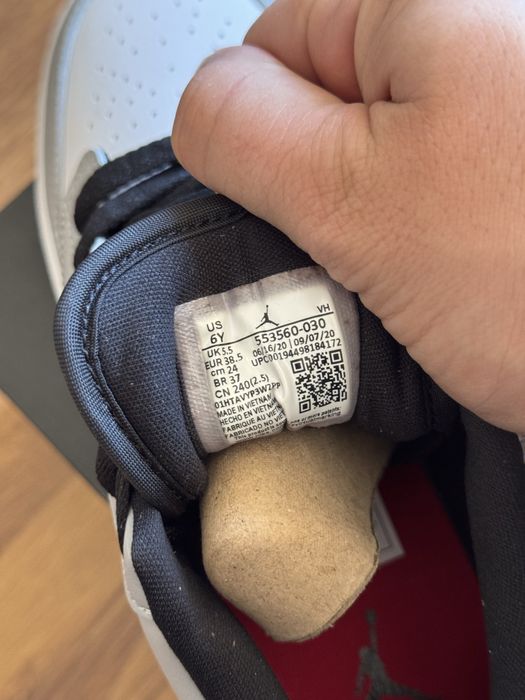 Nike Air Jordan 1 Low Smoke Grey дамски кецове обувки маратонки