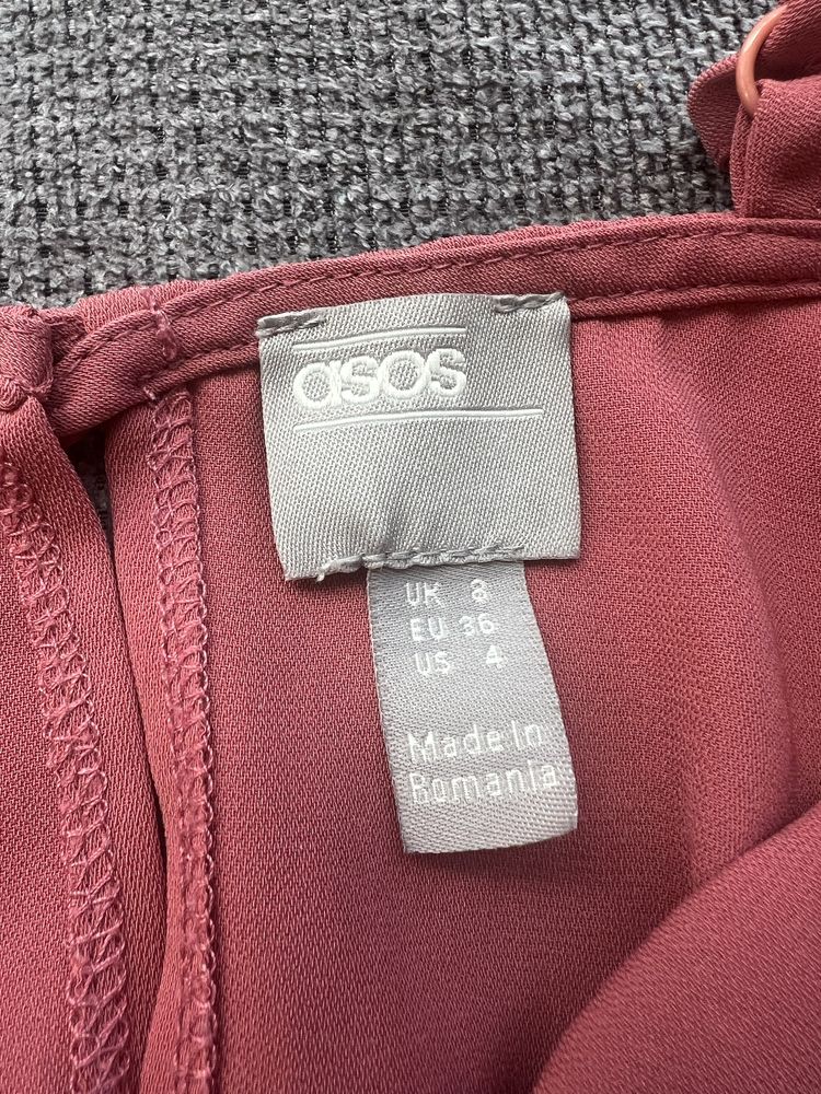 Розов гащеризон Asos