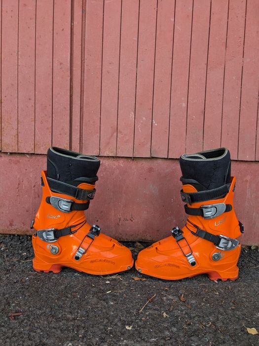 Clapari de tura Scarpa Laser 26.5(41.5)