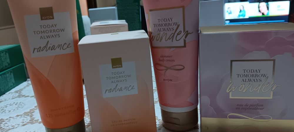 Подаръчни комплекти и парфюми  Wonder,Radiance, FarW.Sparkle, Perceive