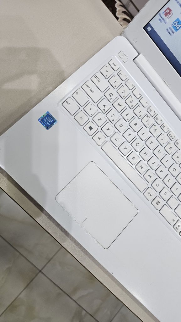 234 мингдан Белый ASUS это снежная королева мечта каждого человека️