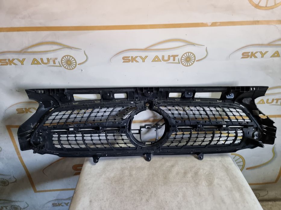 Grila radiator diamond Mercedes GLA AMG W247 dupa 2020 cod A2478883901