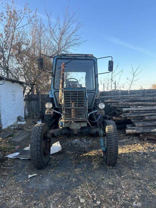 Продам трактор мтз