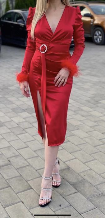 Rochie eleganta rosie