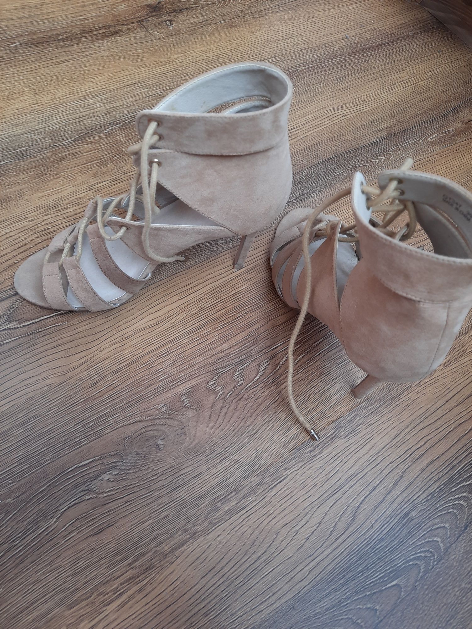 Sandale Reserved bej/nude