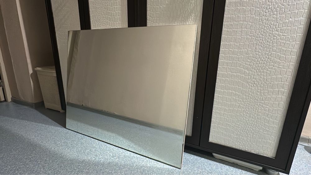 Продам зеркало недорого