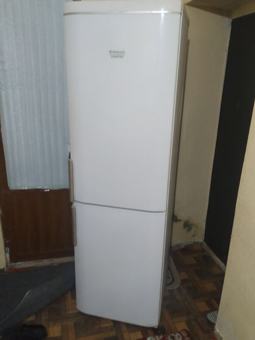 Холодильниклар сотилади