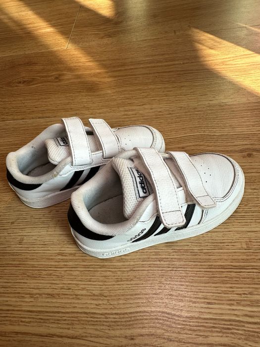 Детски маратонки Adidas – номер 26