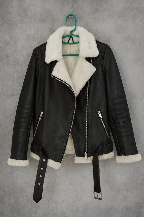 Женская дублёнка на косом замке