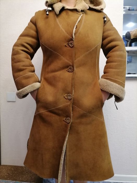 Продам дублёнку облегченую натуральную