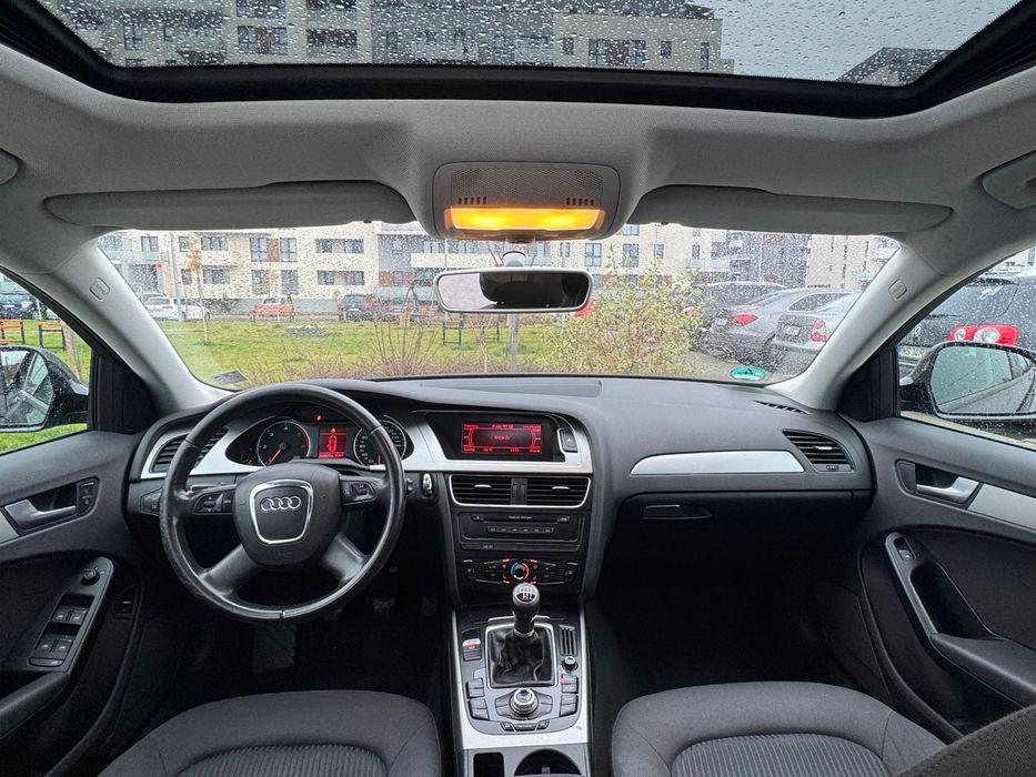 AUDI A4 B8 Limuzina Recent adus din Germania