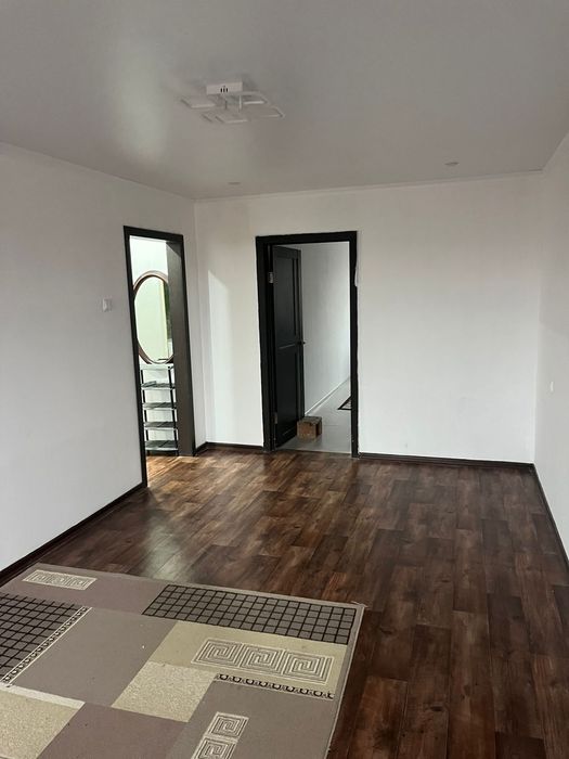 Сдам 2-ух комнатную квартиру