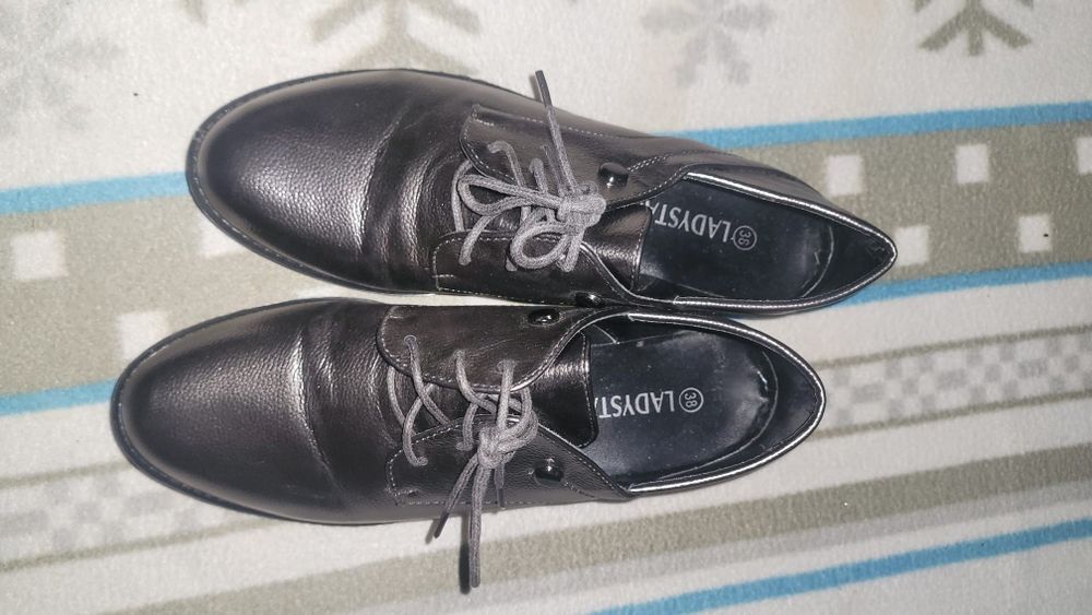 Pantofi  dama marime 38, ca noi, fara defecte