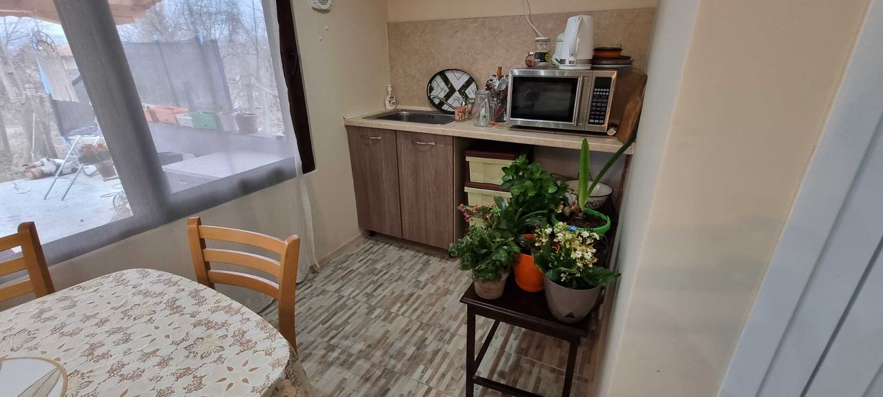 Продава се Къща в Разград, Промишлена зона - Запад - 35 кв.м за 2040 €/кв.м - Снимка #4