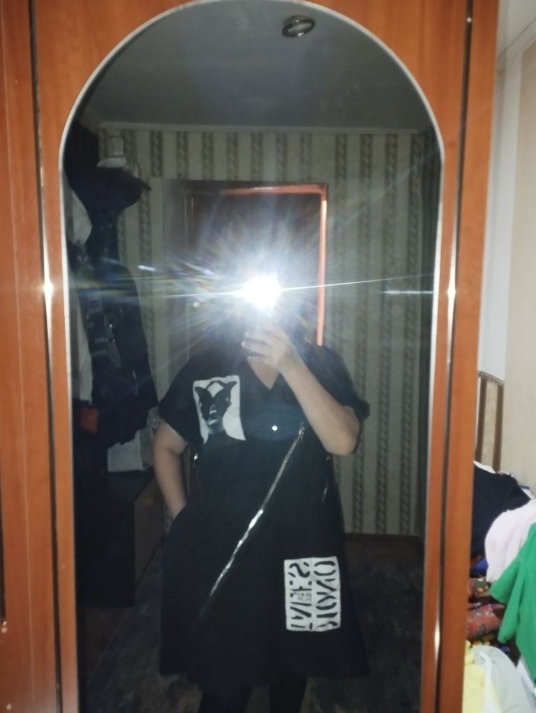 продам платья 48 размера