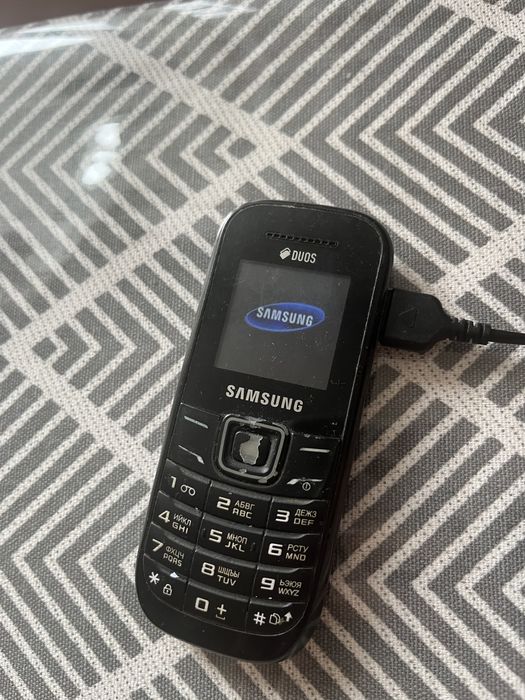 Телефон samsung duos