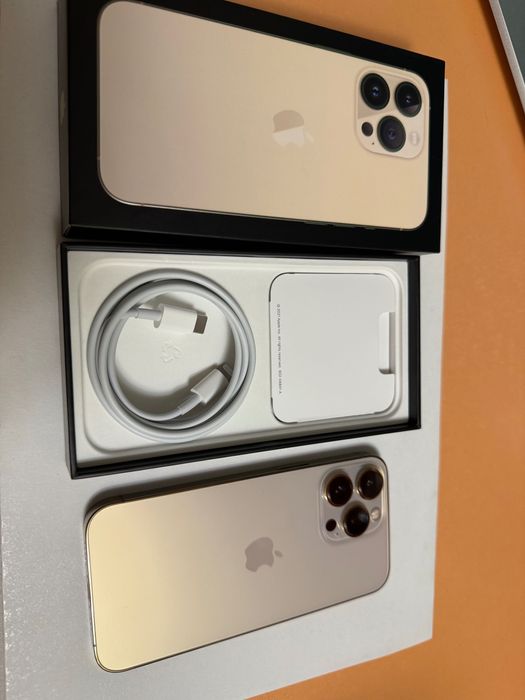 Iphone 13 Pro Gold 256GB  +cablu nou de incarcare si factura