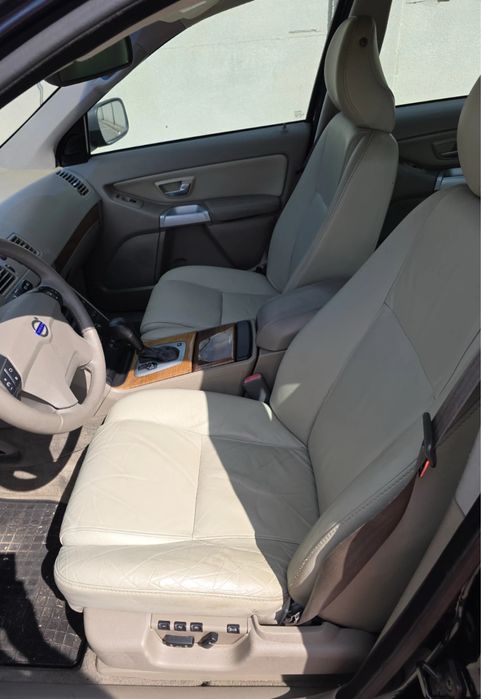 Пластмаса, капак предна лява седалка VolVo XC90 (2005-2014)