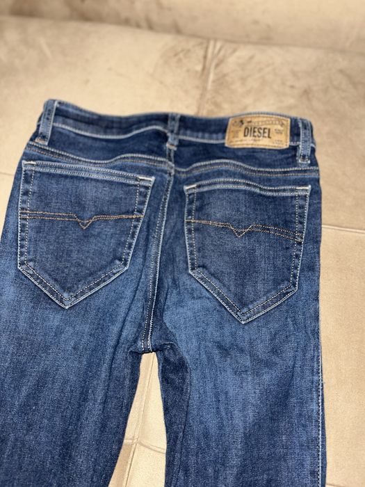 Blugi skinny cu talie inalta